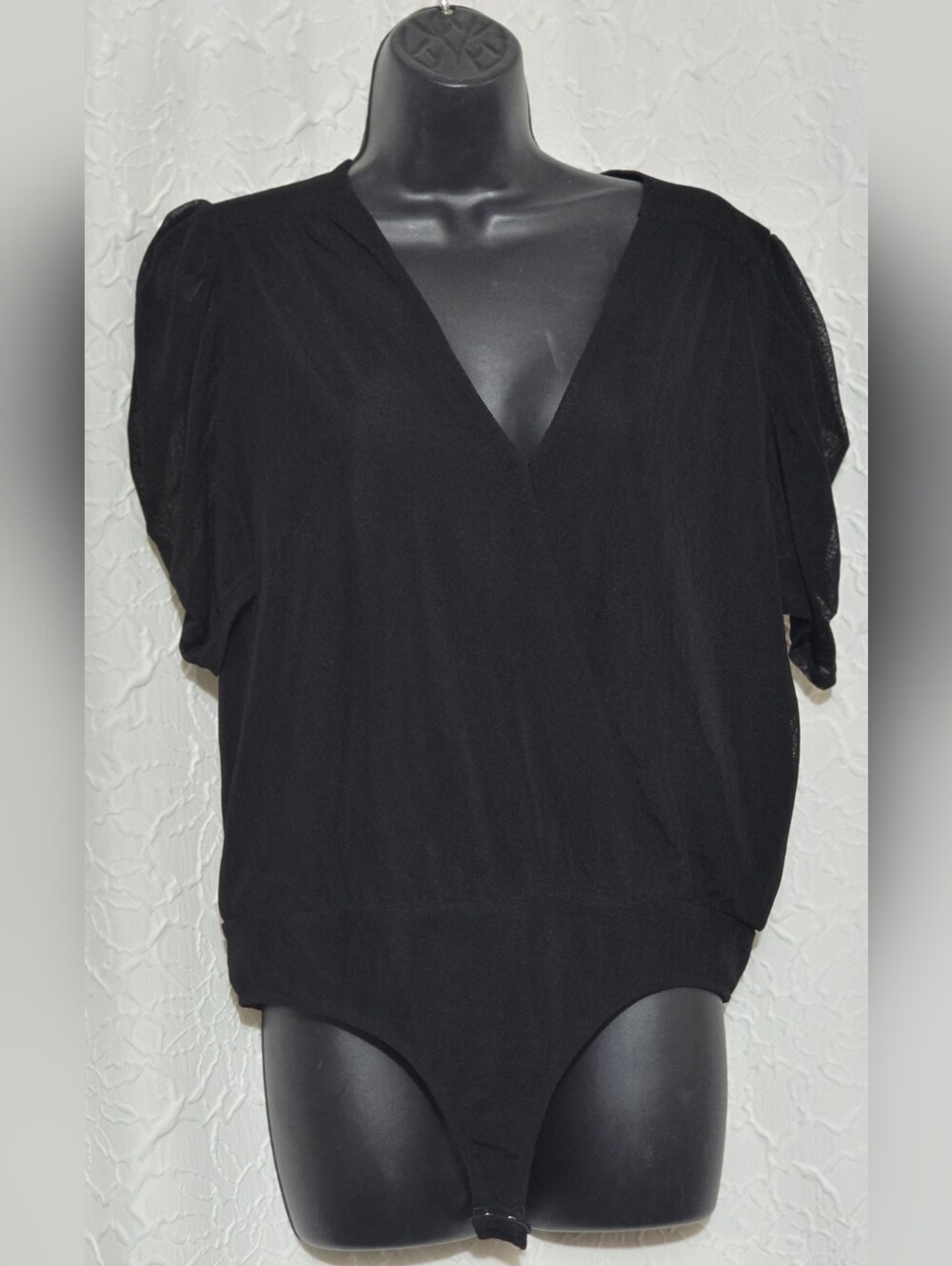 Ember Women’s Body Suit w/ Sheer Short Sleeves Size M